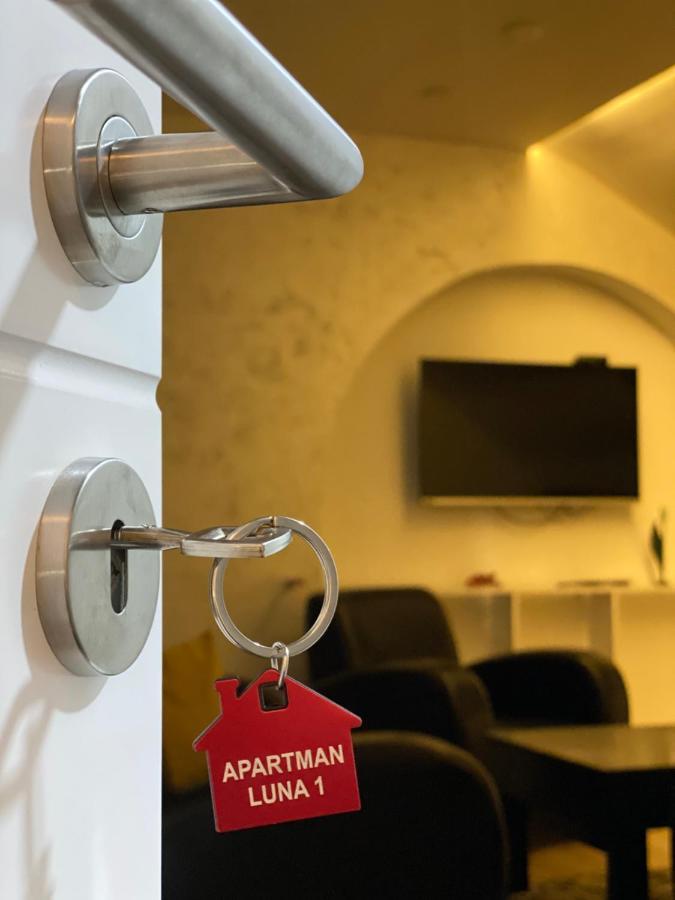 Luna Apartment ノヴィ・パザル エクステリア 写真