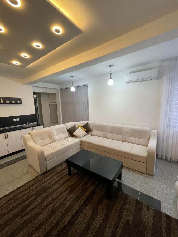 Luna Apartment ノヴィ・パザル エクステリア 写真